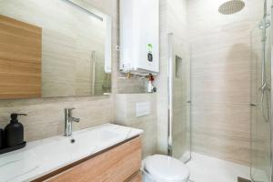 Elegant 2-room air-conditioned apartment - Paris 17