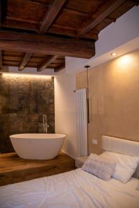 Pearl on the lake - LuxuryApartment - Arona centre