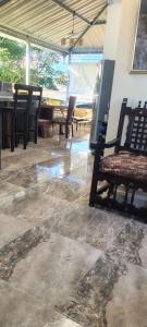 Apartamento amoblado alquiler por noches, fin de semana, meses, ubicado en Ibagué 4 piso totalmente independiente