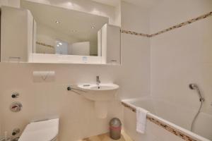 Residenz am Yachthafen, RY12