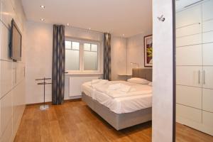 Elisabethstraße 18, Whg 1