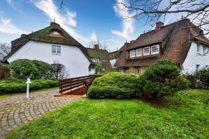 Kuschelnest unter Reet mit Pool und Sauna