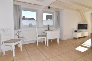 Alma &amp Eva, Whg 10