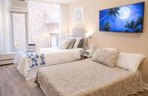 A2 Studio, Mins to Downtown, UofM, Hospitals, Restaurants & Stadium