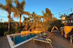 Panorama Tropical Resort & Spa with Sunset City View