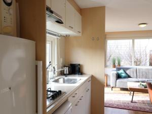 Chalet near sea beach in Hollum