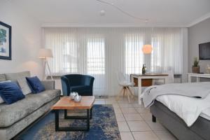 Metropol, Whg 2, Landseite