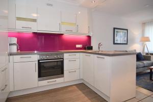 Metropol, Whg 2, Landseite