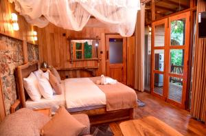 Eco Cabins Hideaway Ella