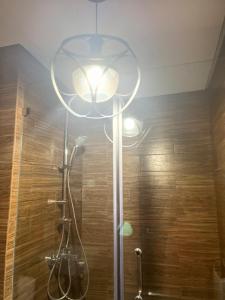 Modern 1BR Condo in Pasay With Balcony City View Free Swimming Pool Near NAIA Airport, PICC, CCP, MOA