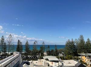 Mariner Shores Beach Club