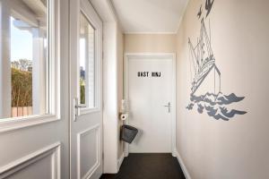 Hüs Winj - Uast Winj