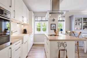 Hüs Winj - Uast Winj