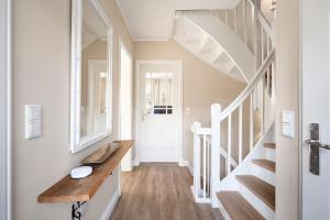 Hüs Winj - Uast Winj