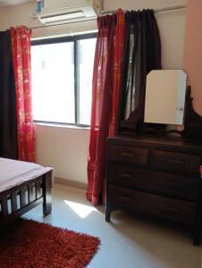 Two BHK a cozy flat for family 3 km away from the airport