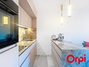 Appartement rénové avec coin nuit, terrasse et parking à Menton - FR-1-647-53