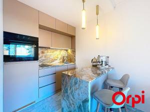 Appartement rénové avec coin nuit, terrasse et parking à Menton - FR-1-647-53