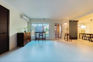 한옥#독채 #10인 #경복궁역 도보 4분 #올리모델링 #가족키즈#명동 동대문 광화문 바로 옆 #호텔식 숙소 #무료 와이파이 #짐보관#세탁건조기 #교통최고