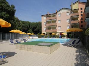 2 Bedroom Apartment in Viale dei Pini