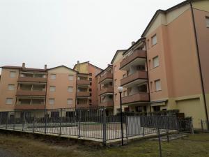 2 Bedroom Apartment in Viale dei Pini