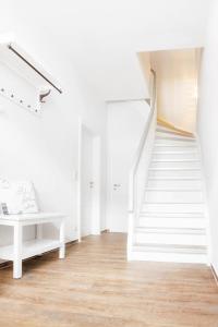 Amoy - Werftstraße 2