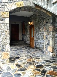Stephanias Stone House