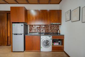 Sakamoto 2 Apartments Kim Ma by XÔI Residences