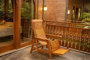 Java Turtle Lodge Meru Betiri