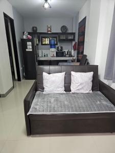 J Novotny Transient House