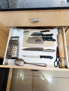 Skyline Views & Modern Luxury Apartment