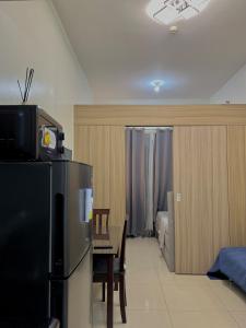 Airport-side Shore Staycation