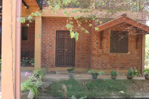 Guruge Villa Stay Habarana