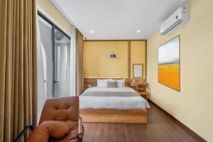 Lucas Boutique Home Hue