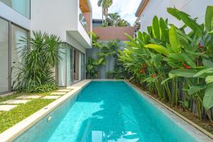 V217 Brand New 3BR Villa Near Beach & Boat Avenue