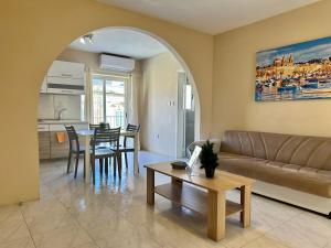 Easy Living Central Sliema