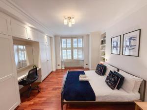 Elegant 3-Bedroom, 3-Bathroom flat with WIFI, washer, dryer near Oxford Street, Baker Street, Regents Park
