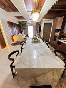 Apartemen SKY HOUSE BSD 120m2 LUXURY BALCONY 2nd Floor NEAR ICE BSD