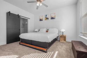 CozySuites Modern 1BR Nora Indianapolis #8