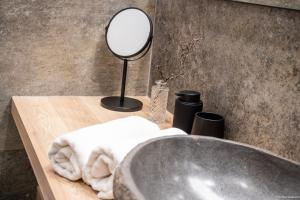 Stein unter Lebenberg NEW 2026