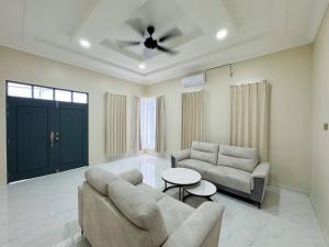 Rumah Mak Anjang - Wifi, 4BR, 9-10Pax