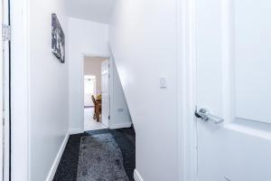 4BDR House By Eason Stays Short Lets Chorley