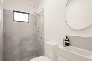 Stylish & Central Retreat 2BR