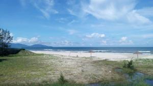 Ocean Apartment Spa & Golf Danang