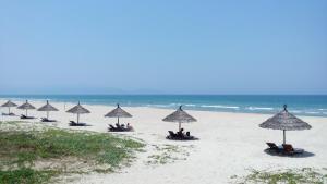 Ocean Apartment Spa & Golf Danang