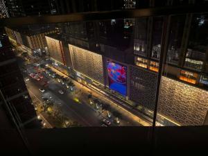 Luxury-Styled 2BR Uptown T2 Parksuites BGC