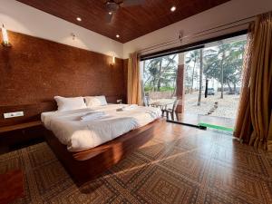 Navasharadas White Sand Beach House