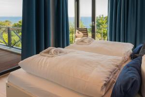 Villa Claire Ocean Blue