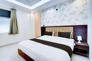 Townhouse Oak Ram Lala Mandir Kanpur Formerly Hotel Sun Rise