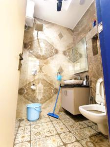 Royal Blue Luxurious 3BHK Villa near Malviya Nagar