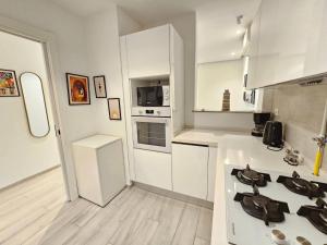 Contemporary Haven of La Marsa S 22